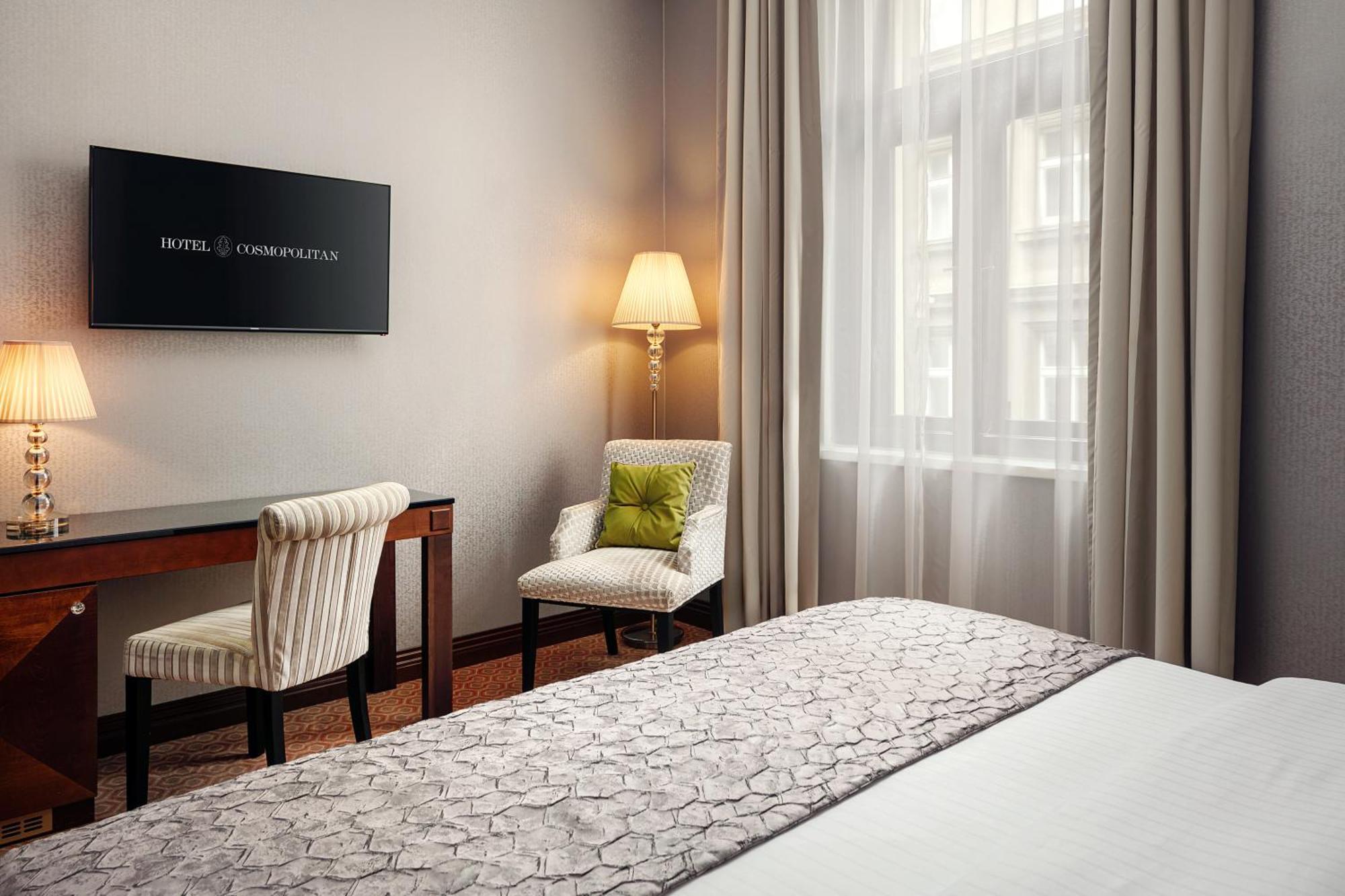 فندق كوسوموبوليتان براغ المظهر الخارجي الصورة A room at Hotel Continental