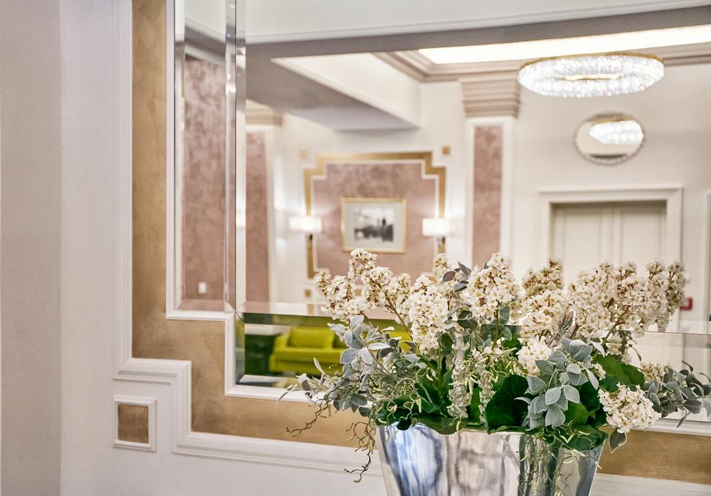 فندق كوسوموبوليتان براغ المظهر الداخلي الصورة The interior of the hotel